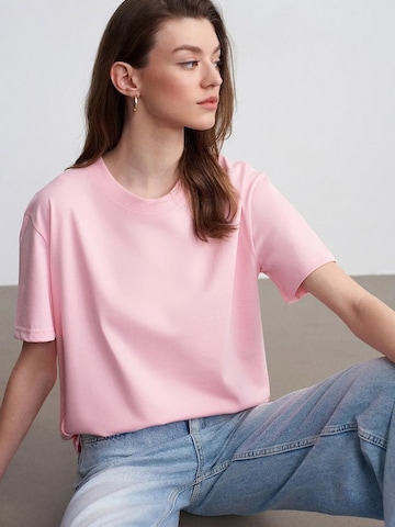Maglietta 'T-Shirts' di Dilvin in rosa