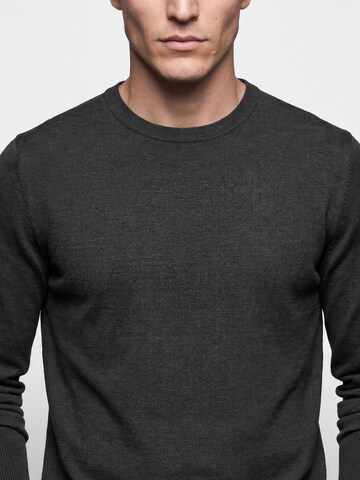 BENVENUTO Sweater in Grey