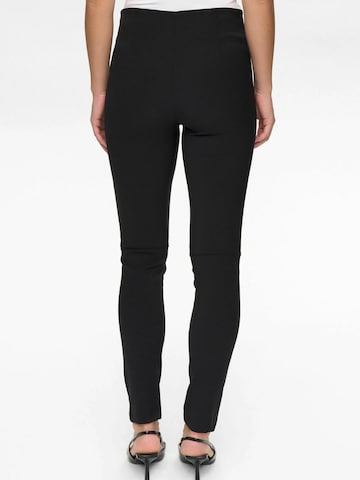 NÜMPH Normální Kalhoty – černá