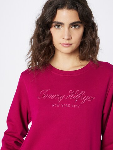 TOMMY HILFIGER Sweatshirt in Rot