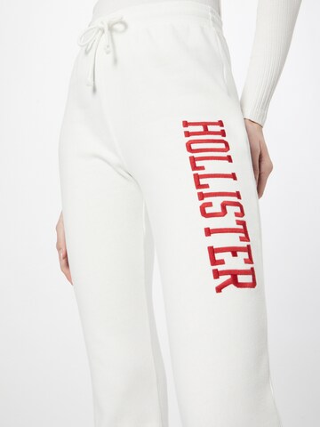 évasé Pantalon HOLLISTER en blanc