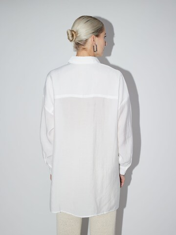 LeGer by Lena Gercke חולצות נשים 'Heike' בלבן
