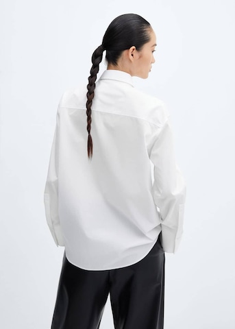 Bluză 'VALEN' de la MANGO pe alb
