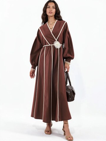 MSN Collection Dress in Brown: front