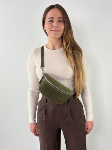 lePelou Fanny Pack 'VALENTINA medium' in Green: front