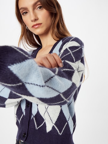 Geacă tricotată 'ARGYLE' de la NEW LOOK pe albastru