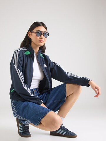 ADIDAS ORIGINALS Преходно яке 'TEAMGEIST TT' в синьо