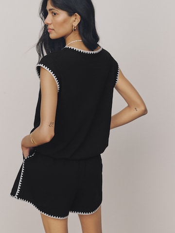 Next Loosefit Shorts in Schwarz