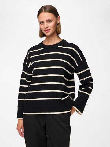 Pullover 'Mathilde' di PIECES in nero: frontale