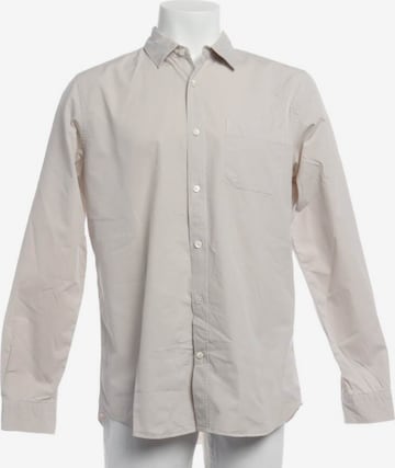 Closed Button Up Shirt in L in White: front