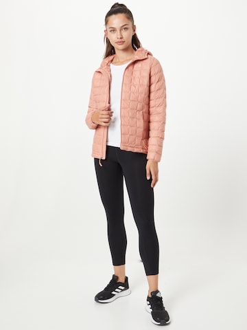 THE NORTH FACE Куртка в спортивном стиле в Ярко-розовый