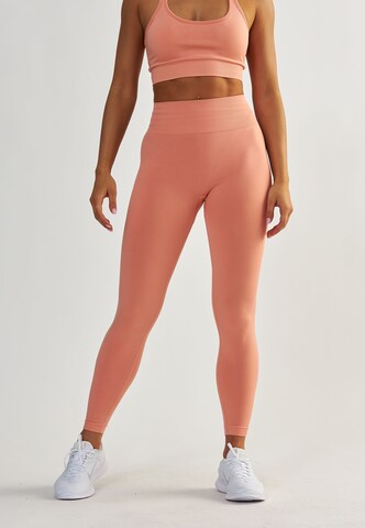 BeShaped Regular Sports trousers 'Sportschool koningin' in Red: front
