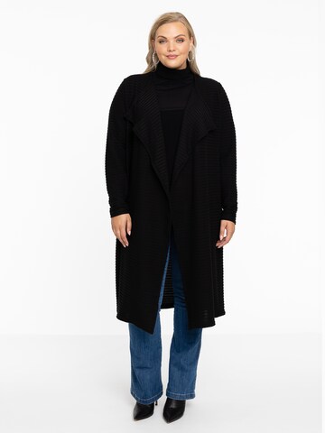 Yoek Knit Cardigan in Black