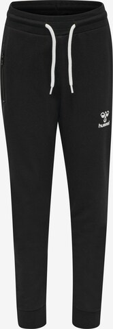 Hummel Regular Workout Pants in Black: front