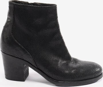 Pantanetti Dress Boots in 37 in Black: front