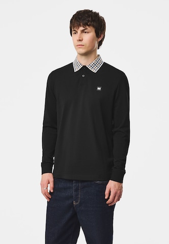 Weekend Offender Shirt in Black: front