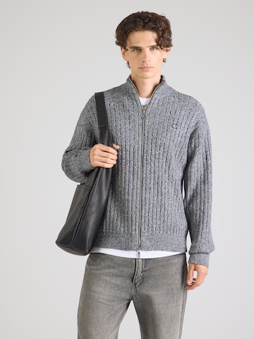 Vestes en maille Calvin Klein Jeans en bleu : devant