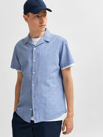 SELECTED HOMME Regular fit Button Up Shirt in Blue