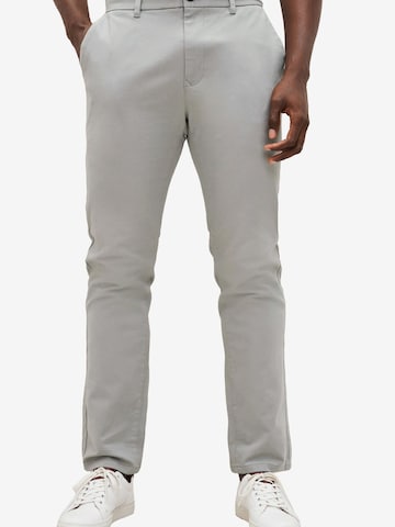 regular Pantaloni chino di Next in grigio: frontale