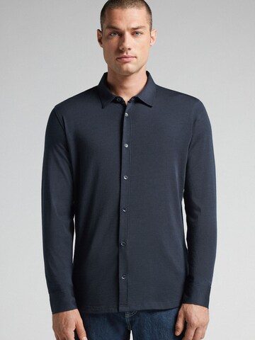 IUMAN Intimissimi Uomo Regular Fit Hemd in Blau: Vorderseite