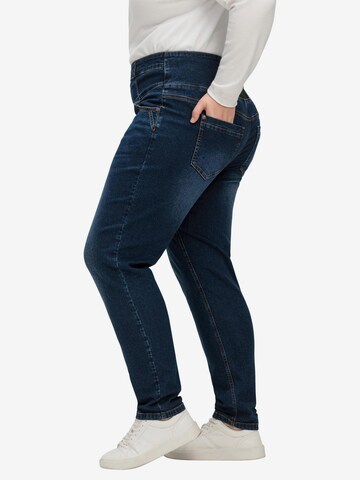 SHEEGO Slimfit Jeans in Blauw