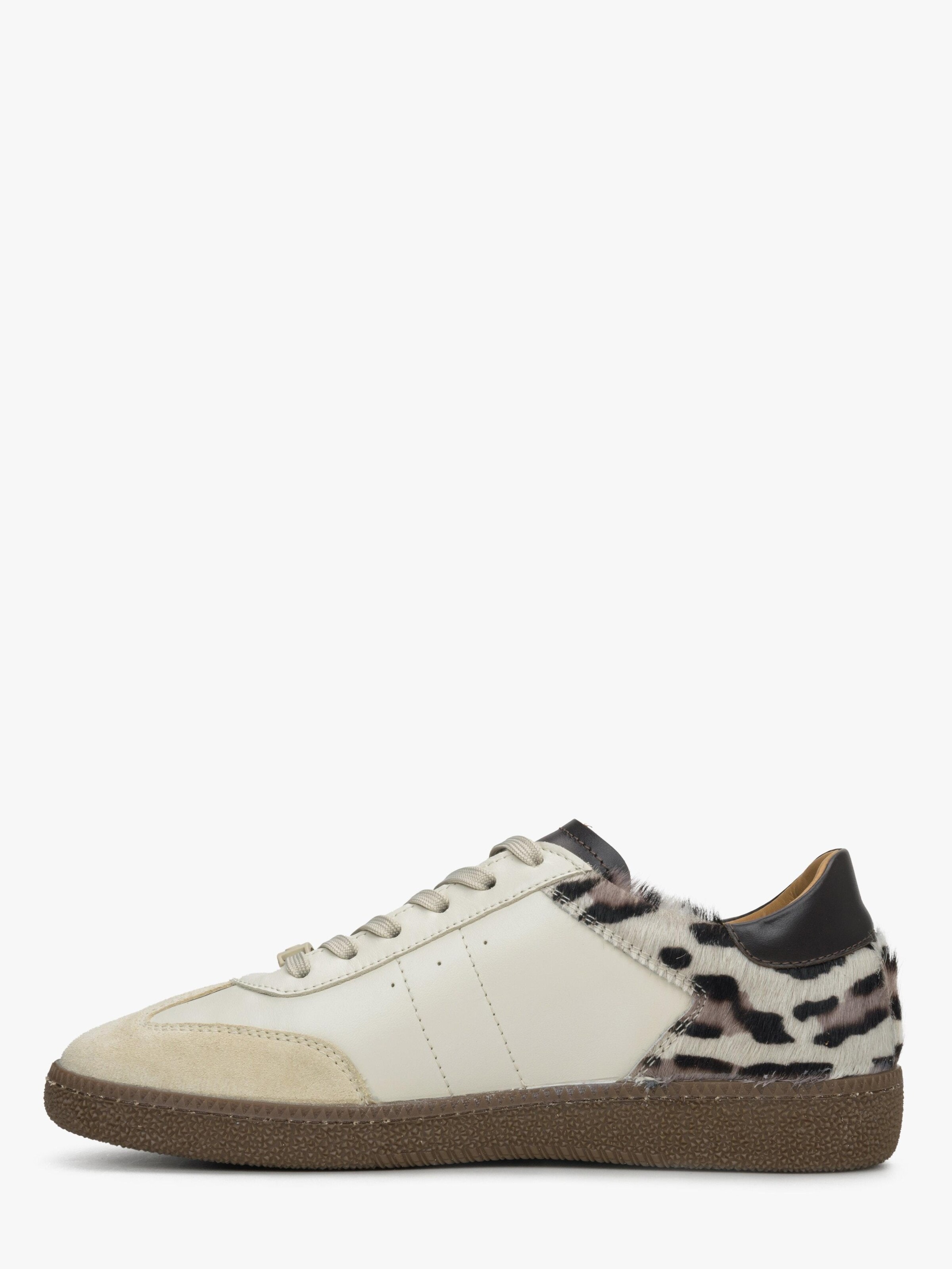 Estro Slip-on '09-3223' in Beige: front