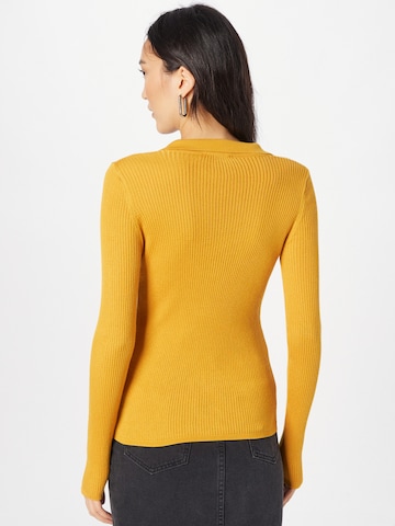 NA-KD Pullover in Gelb