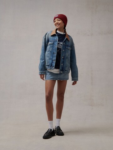 Tommy Jeans Jacke in Blau