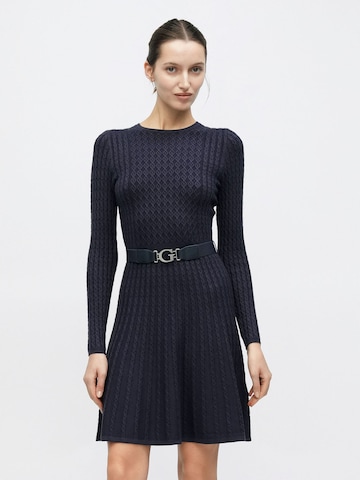 Robes en maille 'HANA' GUESS en bleu : devant
