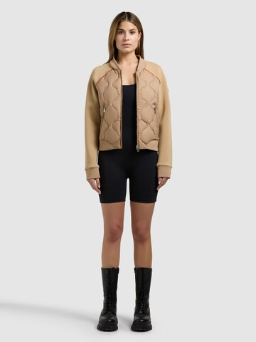 khujoPrijelazna jakna 'Malaya ' - smeđa boja