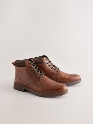 Next Veterboots in Bruin