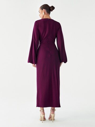 Willa - Vestido de festa em roxo: atrás