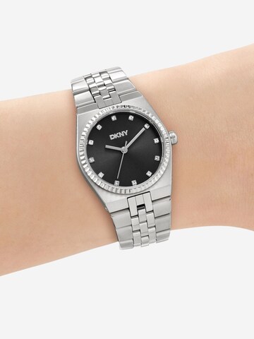 DKNY Analoog horloge in Zilver: voorkant