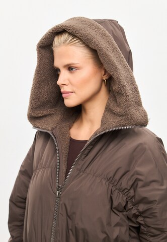 CESARE GASPARI Winter jacket in Brown