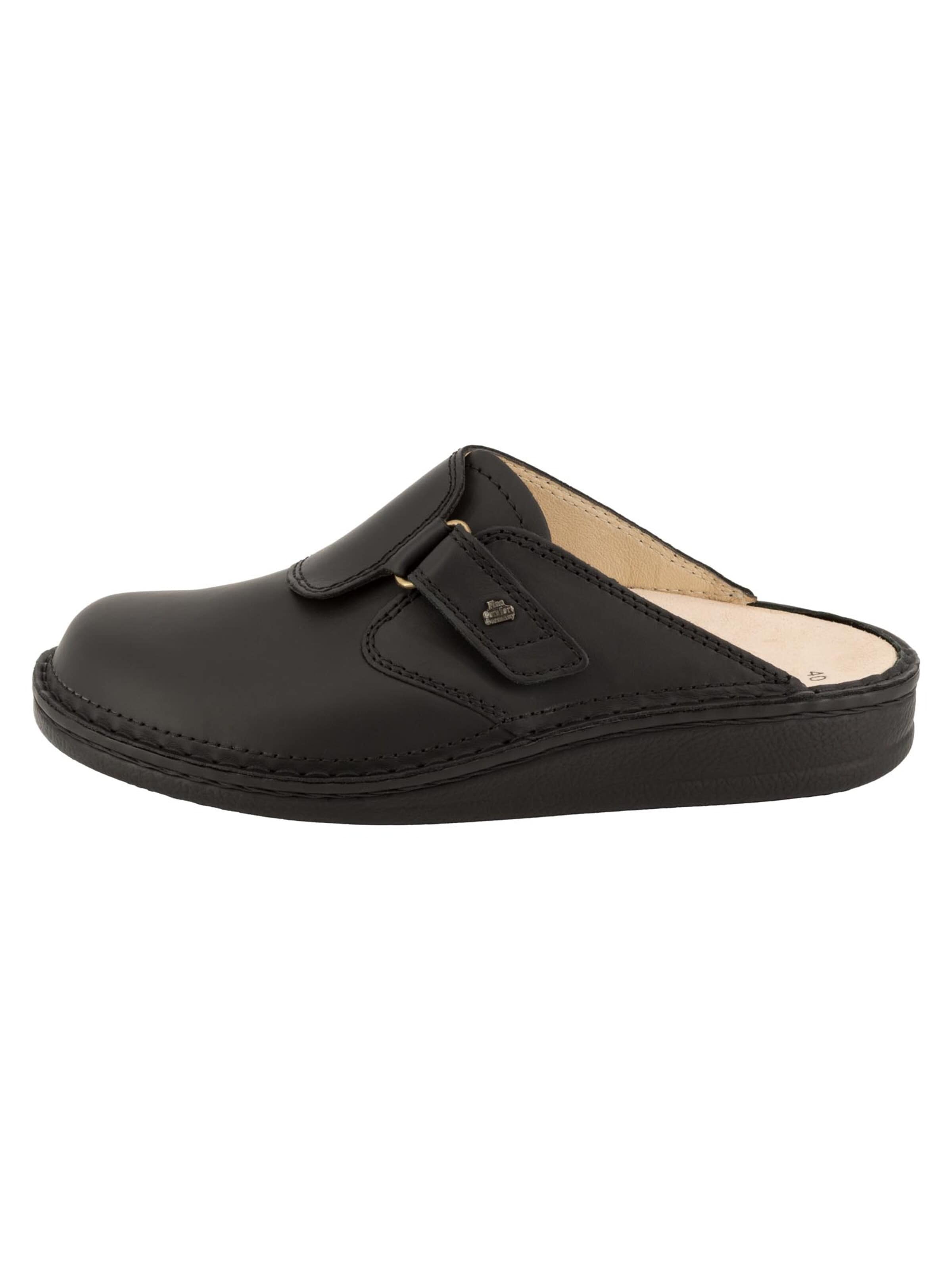 Finn Comfort Clogs 'Venedig' in Zwart: voorkant