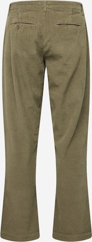 regular Pantaloni con pieghe di Brava Fabrics in verde