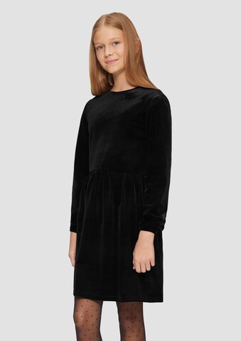s.Oliver Kleid in Schwarz: Vorderseite