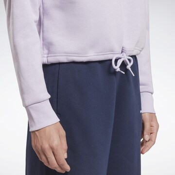 Reebok - Sweatshirt de desporto em roxo