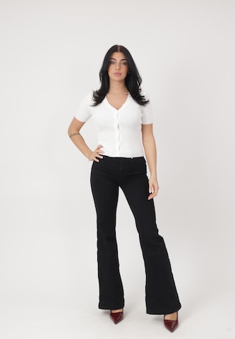 Elara Blouse in Wit: voorkant