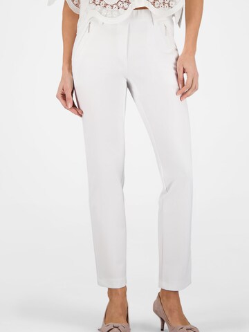 Gardeur Slim fit Trousers 'Zene57' in White: front