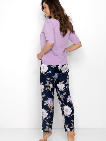 Pigiama 'Always Win' di Momenti Per Me in blu