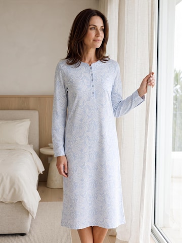 Chemise de nuit 'Soft Paisley' Pastunette en bleu : devant