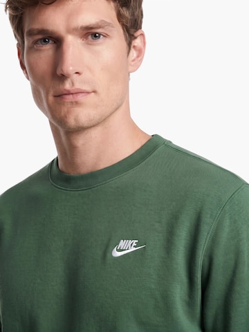 Nike Sportswear - Sweatshirt 'Club Fleece' em verde