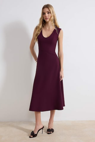 Trendyol - Vestido en lila: frente