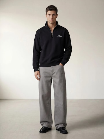ARMIE Mikina 'The Charlie Half-Zip Sweatshirt' – černá