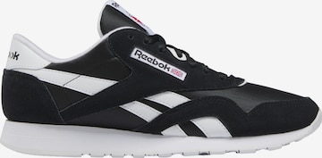 Baskets basses 'Classic' Reebok en noir : devant