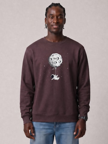 Watapparel Sweatshirt 'Funny Spaceman' in Rood: voorkant
