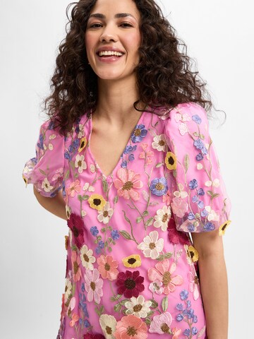 Robe YAS en rose