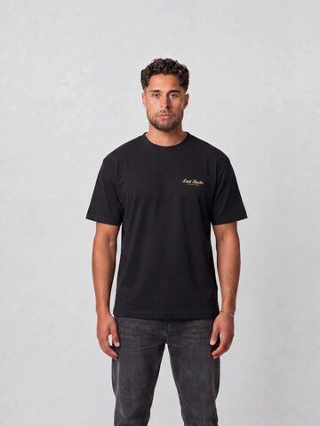 Last Bucks Shirt 'Last Bucks | The Script Tee' in Black