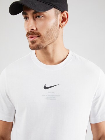 Nike Sportswear Shirt in White
